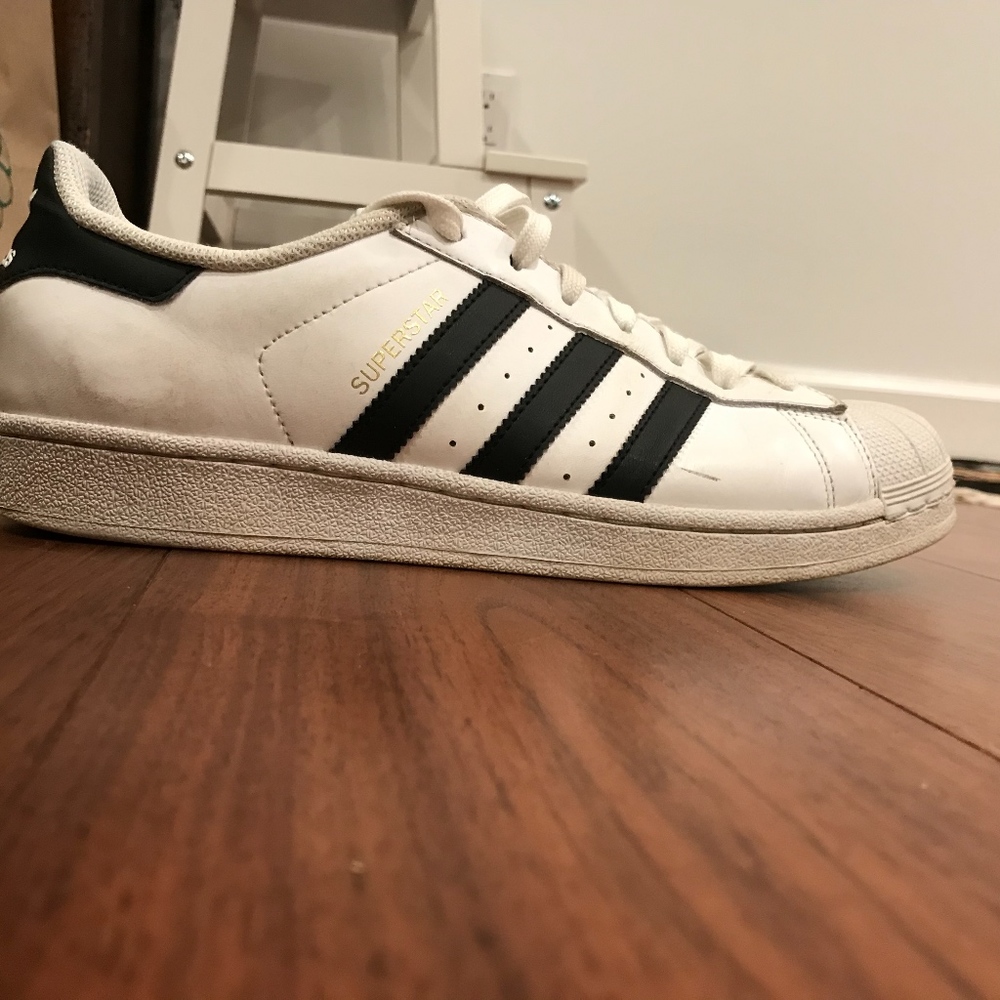 Adidas Superstar Sneakers - Picture 2 of 3